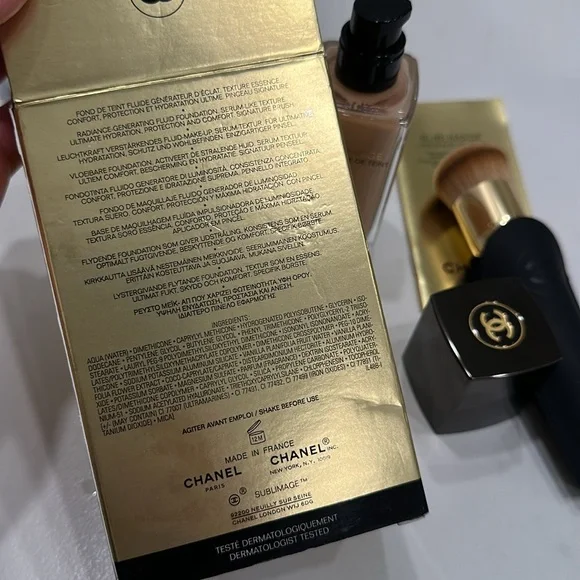 Chanel B30 foundation - Picture 4 of 4